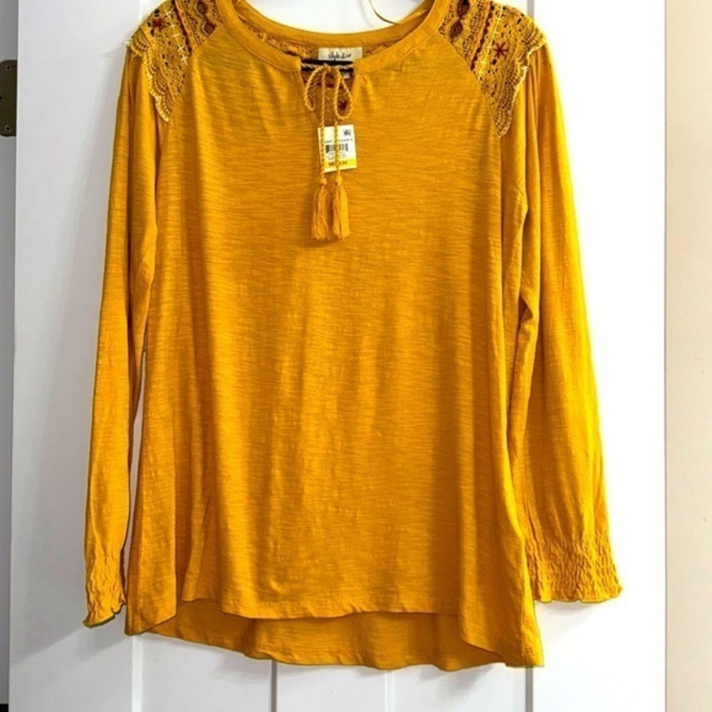 Style & co. Crocheted Boho medium women’s top, long sleeves. NWT